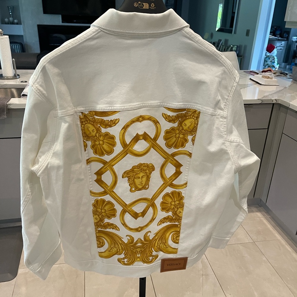 NWT Unisex Versace Gold-Buttoned White Jean Jacket in Size XL- 46.